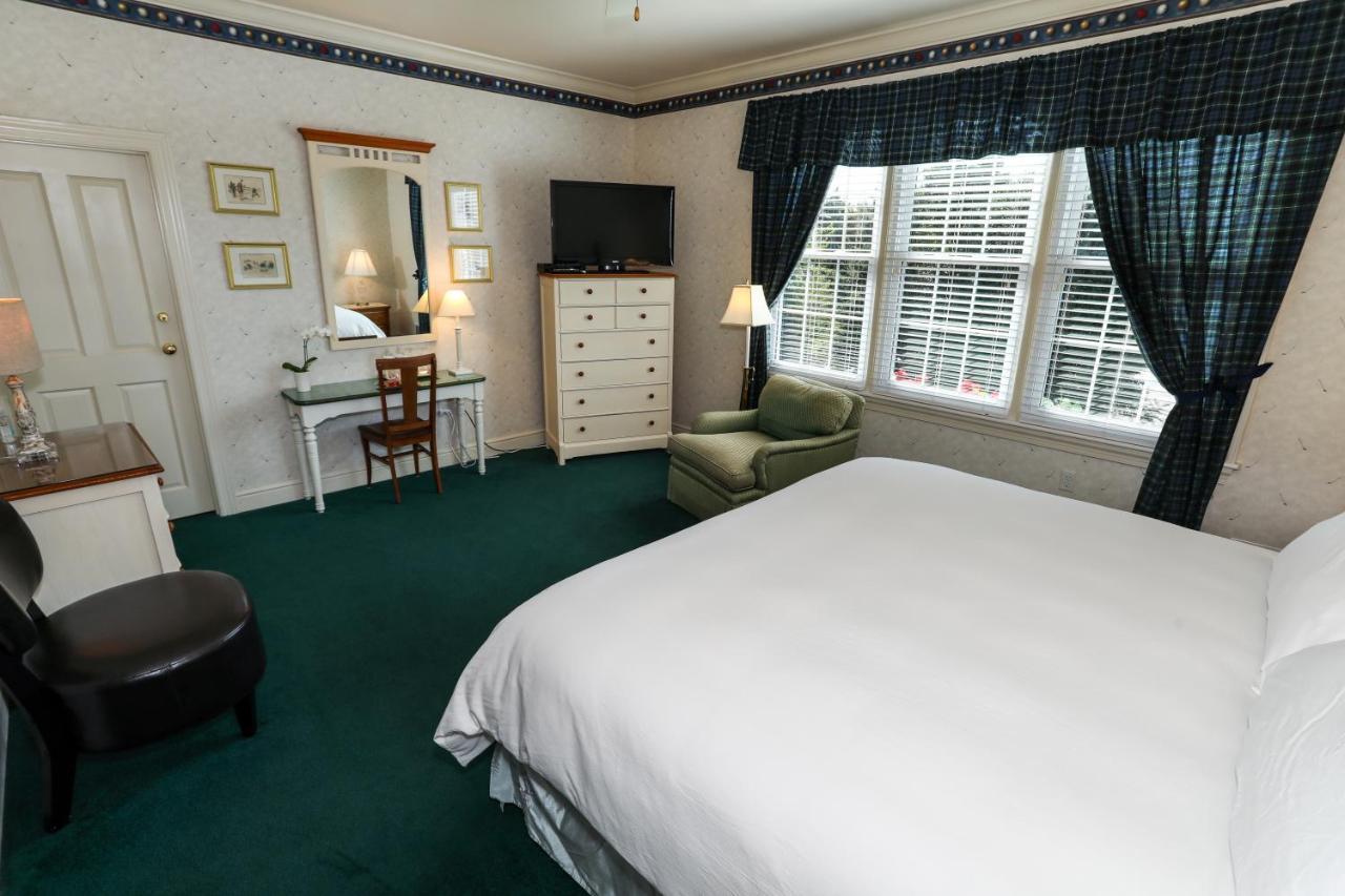 Oakmont Inn Verona Exterior photo